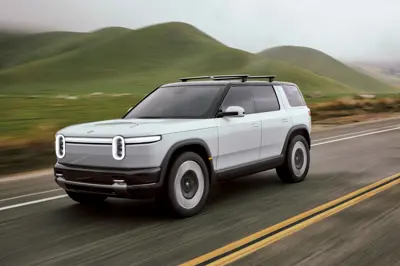 Rivian R2 Dual-Motor AWD Performance - Gallery Image