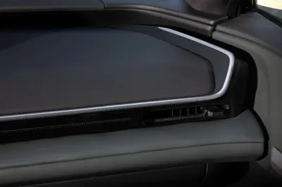 Subaru Getaway AWD 95.8 kWh - Gallery Image