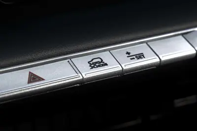 Subaru Getaway AWD 95.8 kWh - Gallery Image