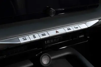 Subaru Getaway AWD 95.8 kWh - Gallery Image