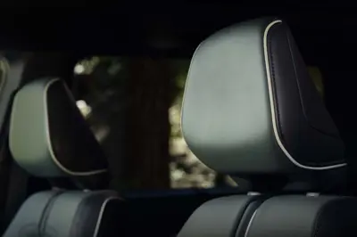 Subaru Getaway AWD 95.8 kWh - Gallery Image