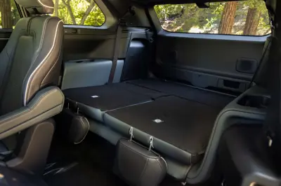 Subaru Getaway AWD 95.8 kWh - Gallery Image