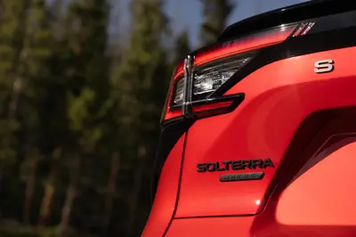 Subaru Solterra AWD - Gallery Image