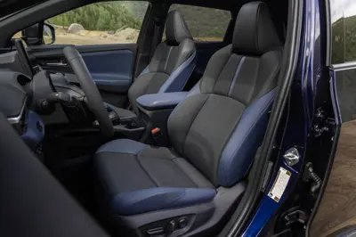 Subaru Solterra AWD - Gallery Image