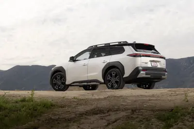 Subaru E-Outback AWD - Gallery Image