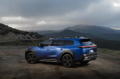 Subaru Trailseeker AWD - Gallery Image