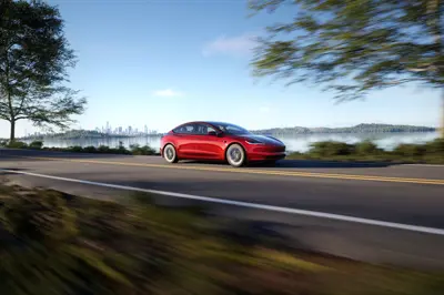 Tesla Model 3 Long Range