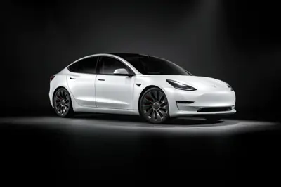 Tesla Model 3 Performance (GEN1)