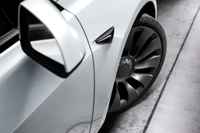 Tesla Model 3 Performance (GEN1)