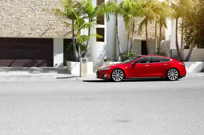 Tesla Model S 60 - Gallery Image