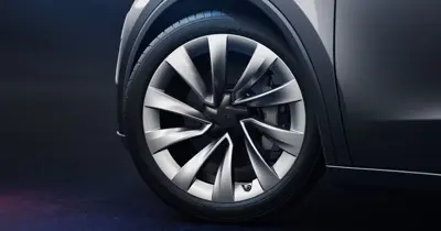 Tesla Model Y Long Range RWD