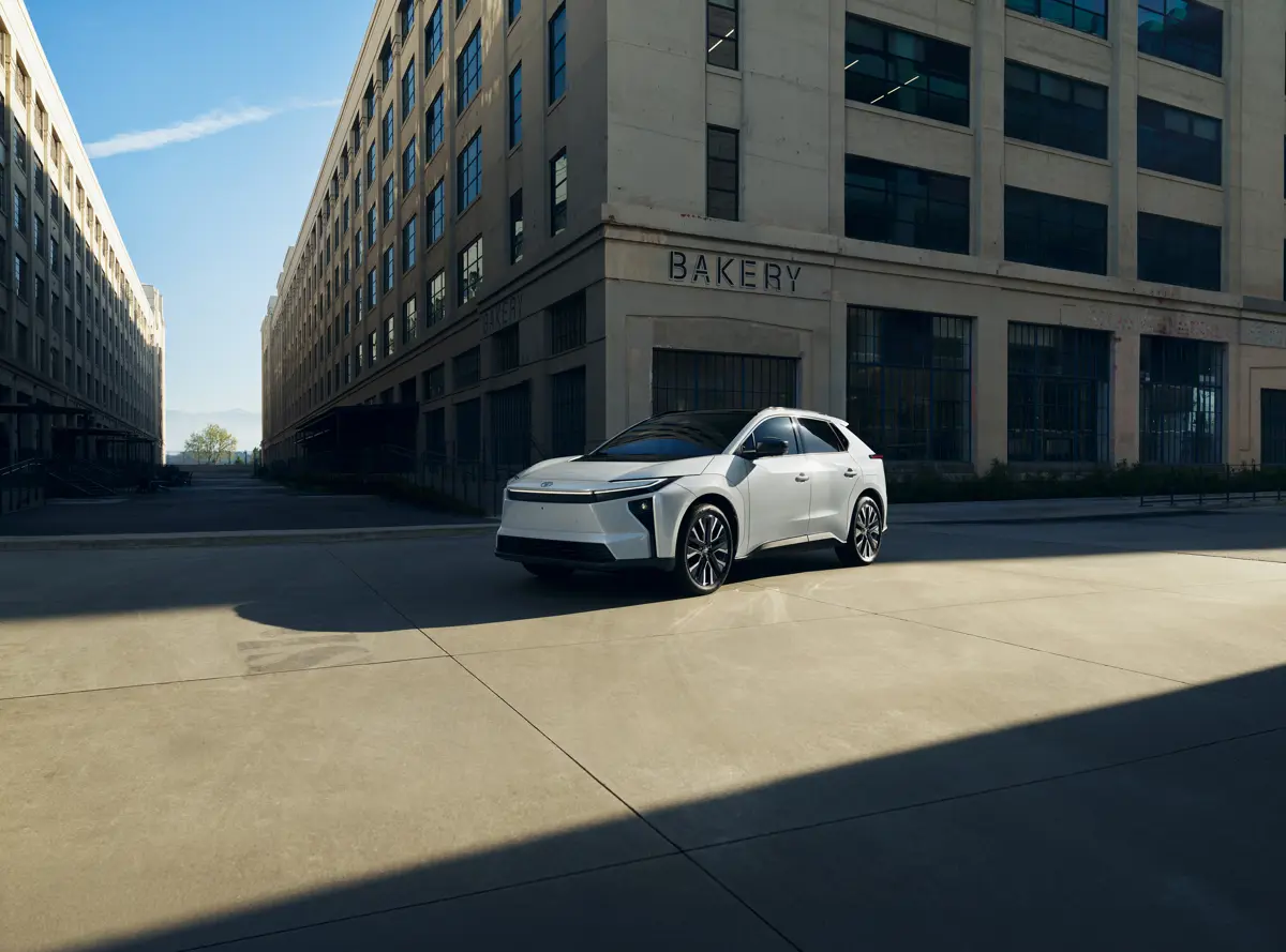 Toyota bZ FWD 74.7 kWh