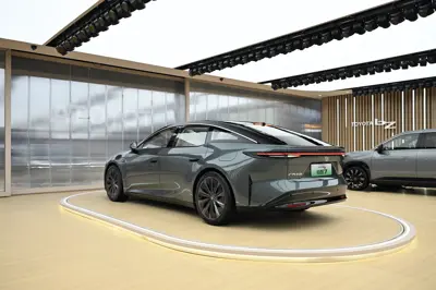 Toyota bZ7 600 - Gallery Image