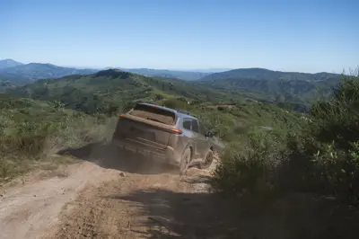 Toyota bZ Woodland AWD - Gallery Image