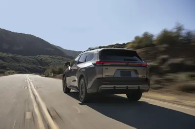 Toyota bZ Woodland AWD - Gallery Image