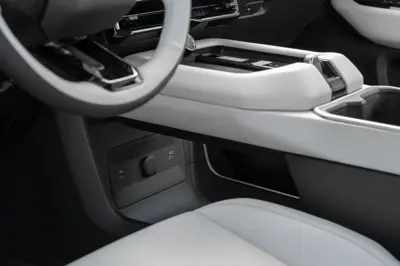 Toyota Highlander AWD 95.8 kWh - Gallery Image