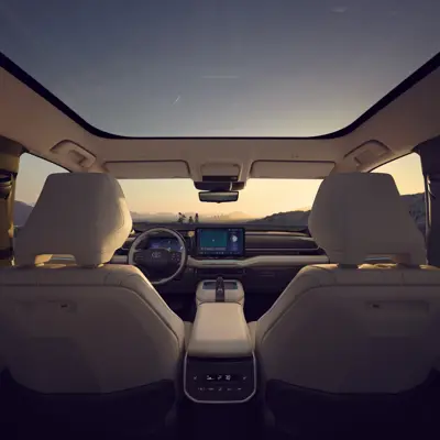 Toyota Highlander AWD 95.8 kWh - Gallery Image