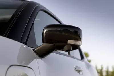 Toyota Urban Cruiser 61.1 kWh AWD