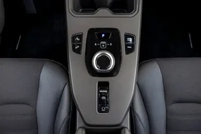Toyota Urban Cruiser 61.1 kWh AWD