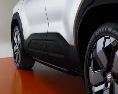 Toyota Urban Cruiser 61.1 kWh AWD