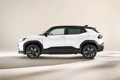 Toyota Urban Cruiser 61.1 kWh AWD
