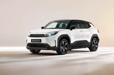 Toyota Urban Cruiser 61.1 kWh AWD
