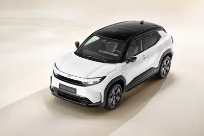 Toyota Urban Cruiser 61.1 kWh AWD