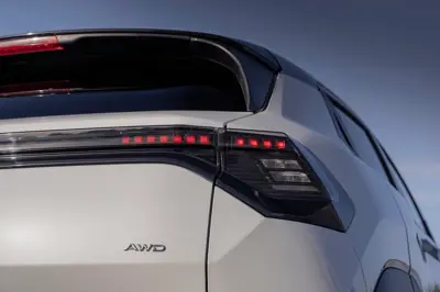 Toyota Urban Cruiser 61.1 kWh AWD