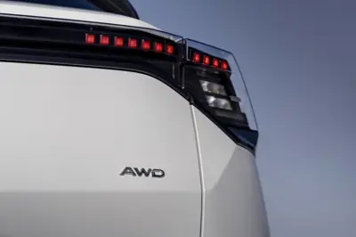 Toyota Urban Cruiser 61.1 kWh AWD