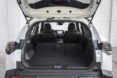 Toyota Urban Cruiser 61.1 kWh AWD