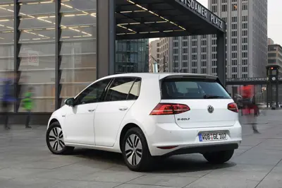 Volkswagen e-Golf 24.2 kWh - Gallery Image