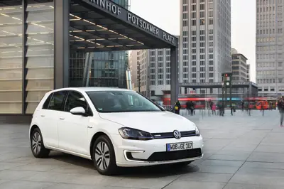 Volkswagen e-Golf 24.2 kWh - Gallery Image