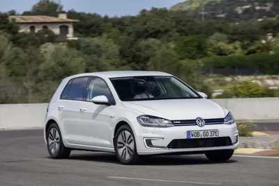 Volkswagen e-Golf 35.8 kWh - Gallery Image
