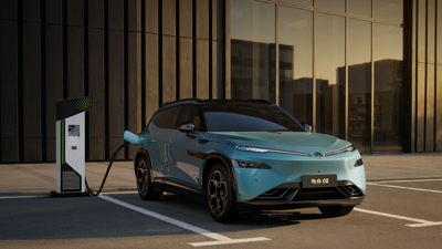 Volkswagen ID. UNYX 08 RWD Standard Range