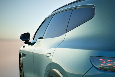 Volkswagen ID. UNYX 08 RWD Standard Range - Gallery Image