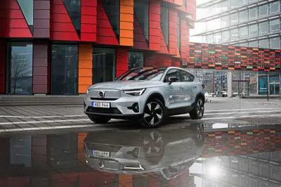 Volvo C40 Recharge Twin Motor - Gallery Image