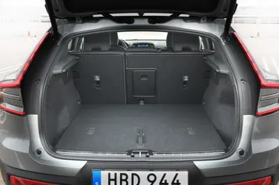 Volvo C40 Recharge Twin Motor - Gallery Image