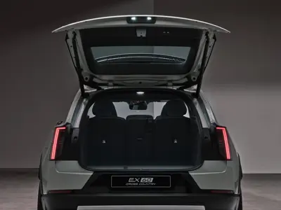 Volvo EX60 P6 Electric - Gallery Image