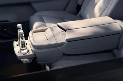XPENG G9L 110 kWh AWD - Gallery Image
