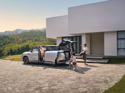 XPENG X9 AWD Performance