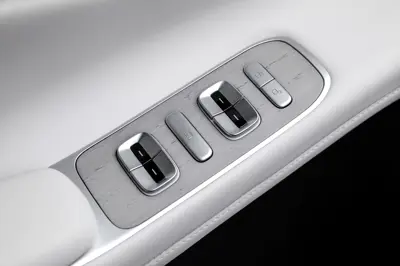XPENG X9 AWD Performance