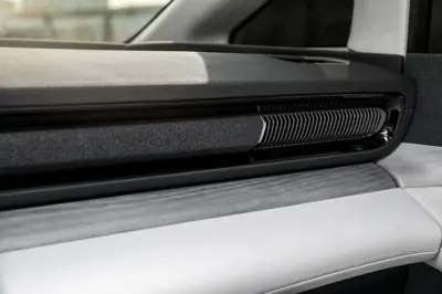 XPENG X9 AWD Performance