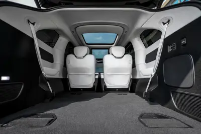 XPENG X9 AWD Performance