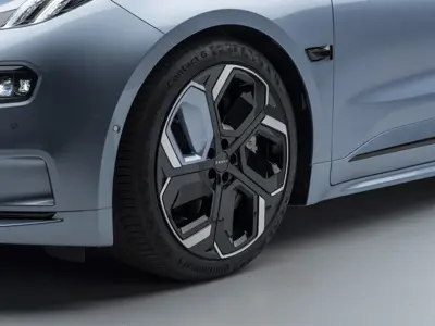 Zeekr 001 Long Range RWD