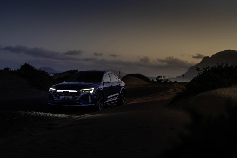 Audi SQ8 lights