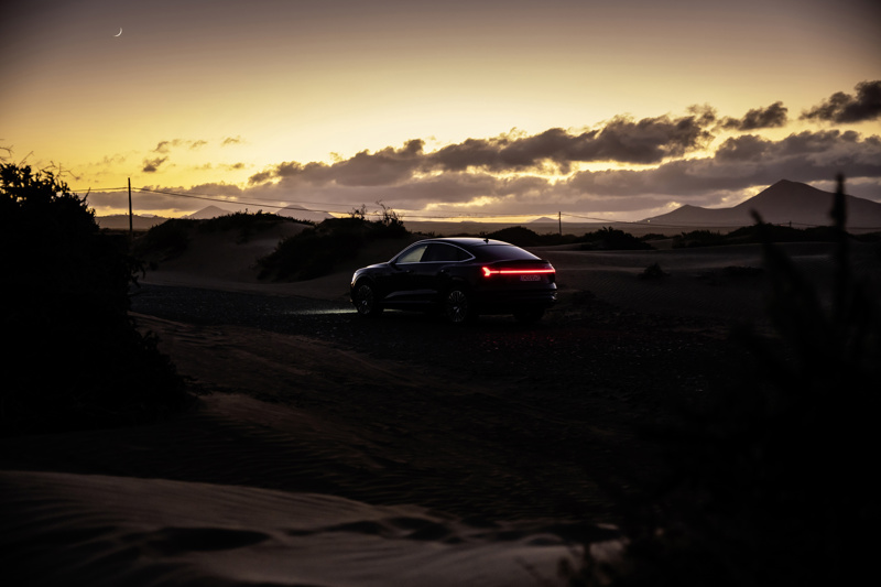 Audi Q8 e-tron baklys
