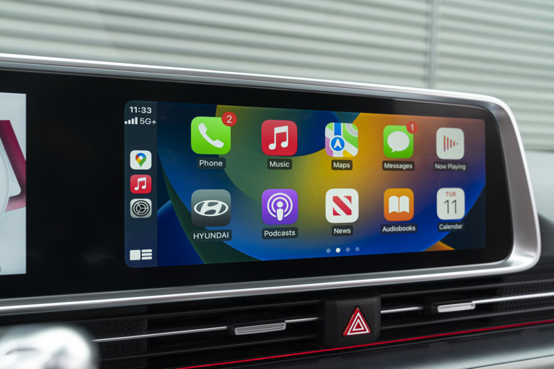 Hyundai Ionic 6 Infotainment-skjerm som viser Apple CarPlay