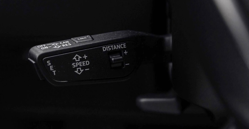 Audi Q8 e-tron adaptive cruise control stalk with distance adjustment